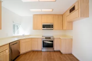 Photo #2: 6047491 Listing 