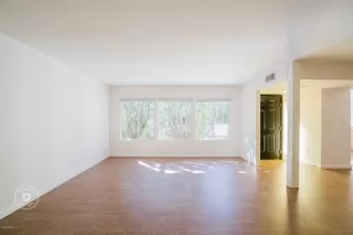 Photo #6: 6047491 Listing 