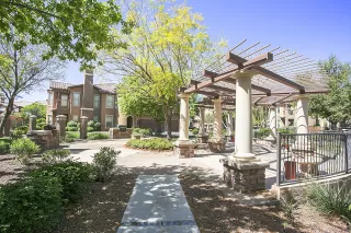 Photo #2: 6047630 Listing