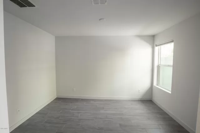 MLS: 6047648 Condo For Sale