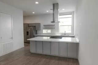 Photo #5: 6047648 Listing 