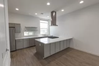 Photo #6: 6047648 Listing 