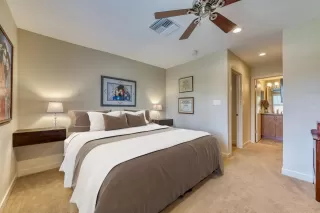 Photo #5: 6047654 Listing