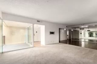 Photo #6: 6047872 Listing