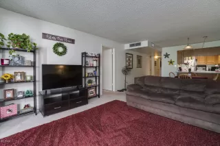 Photo #5: 6047905 Listing 