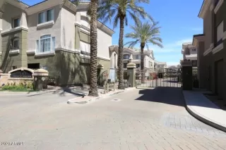 Photo #1: 6047929 Listing