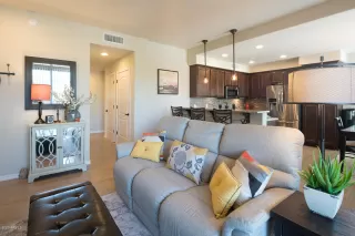 Photo #6: 6047984 Listing