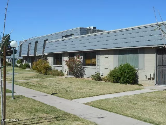 MLS: 6048113 Condo For Sale