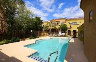 Photo #2: 6048142 Listing