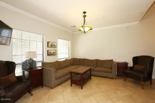 Photo #4: 6048142 Listing