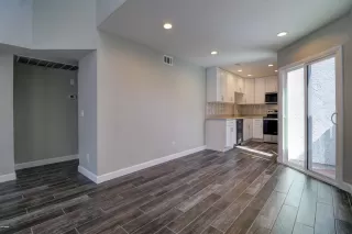 Photo #2: 6048238 Listing