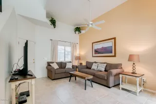 Photo #5: 6048305 Listing