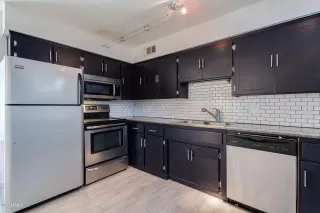 Photo #1: 6048343 Listing 