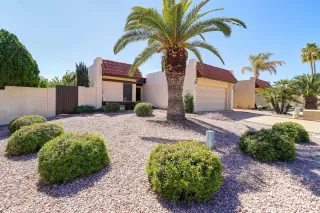 Photo #2: 6048776 Listing