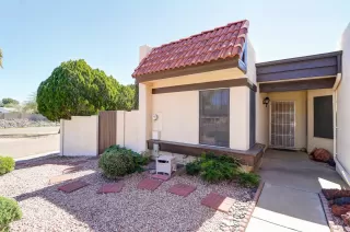 Photo #3: 6048776 Listing