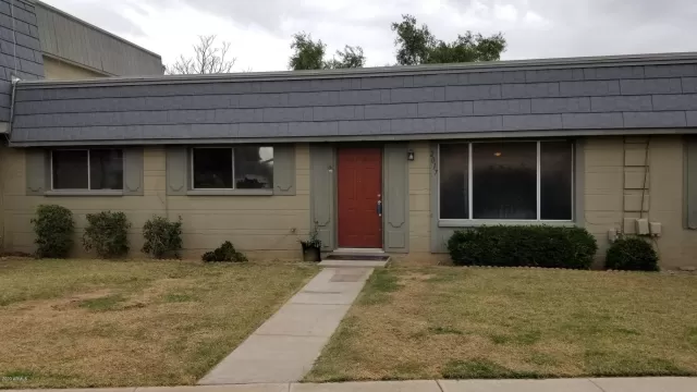 MLS: 6048794 Condo For Sale