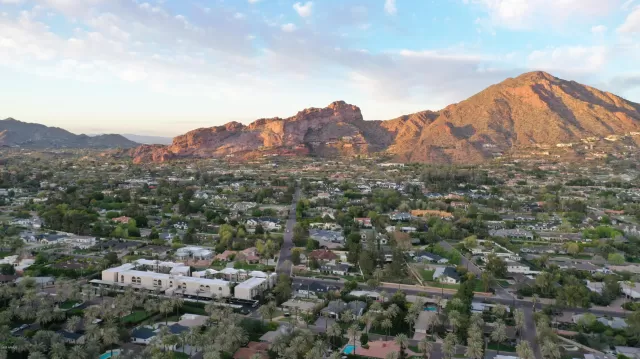 MLS: 6048817 Condo For Sale