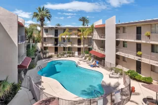 Photo #3: 6048817 Listing 