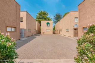 Photo #1: 6049166 Listing 