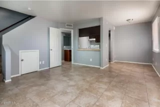 Photo #4: 6049166 Listing 