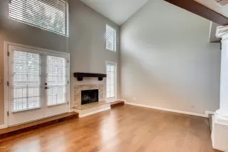 Photo #2: 6049275 Listing