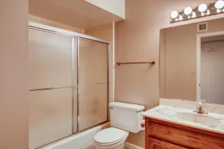 Photo #5: 6049275 Listing