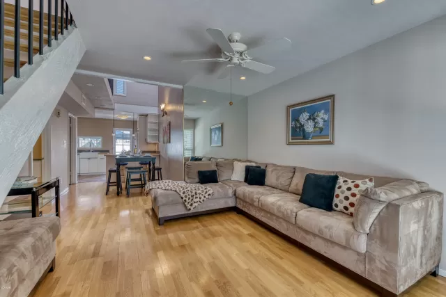 MLS: 6049333 Condo For Sale