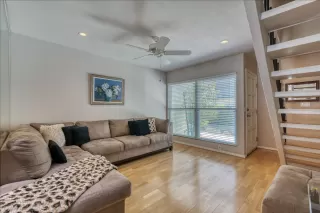 Photo #4: 6049333 Listing 