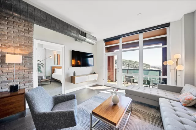 MLS: 6049427 Condo For Sale