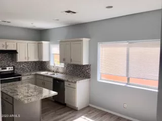 Photo #2: 6049453 Listing 