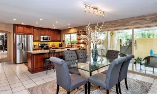 Photo #4: 6049463 Listing