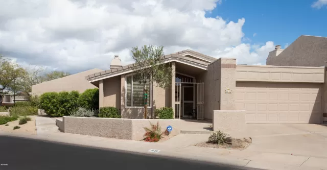 MLS: 6049765 Condo For Sale