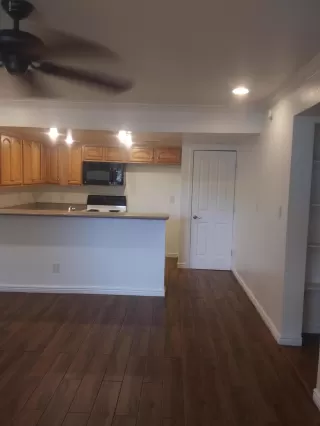 Photo #3: 6049788 Listing