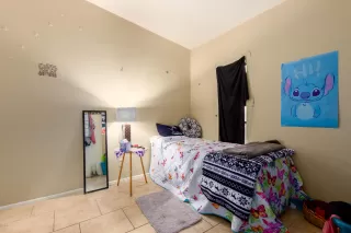 Photo #5: 6049794 Listing