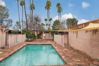 Photo #6: 6050141 Listing