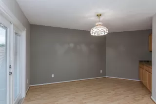 Photo #5: 6050432 Listing