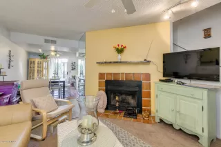 Photo #6: 6050517 Listing