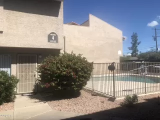 Photo #5: 6050676 Listing 