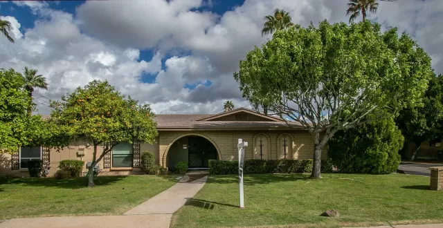 MLS: 6050798 Condo For Sale