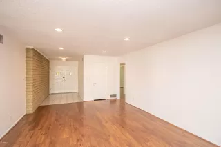 Photo #5: 6050798 Listing 