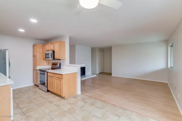 MLS: 6050851 Condo For Sale