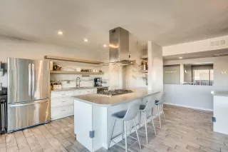 Photo #4: 6050869 Listing