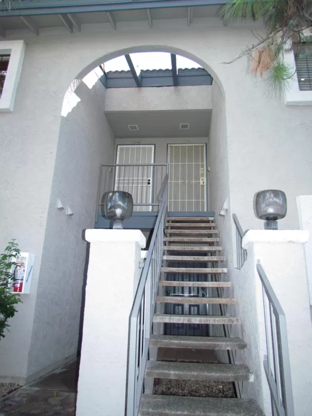 MLS: 6050878 Condo For Sale