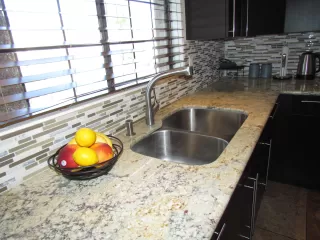 Photo #6: 6050878 Listing