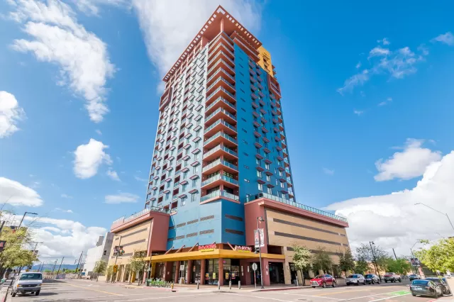 MLS: 6050900 Condo For Sale