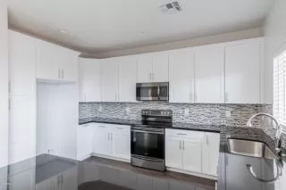 Photo #4: 6051045 Listing