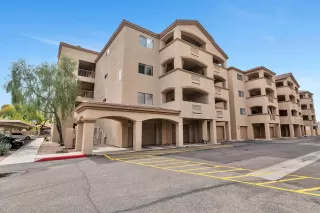 Photo #1: 6051051 Listing 