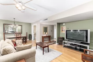 Photo #1: 6051070 Listing