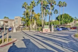 Photo #2: 6051288 Listing