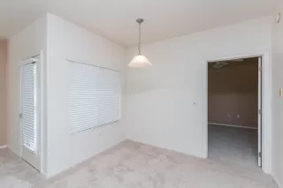 Photo #6: 6051288 Listing